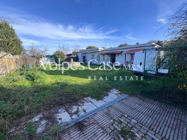 Villa Indipendente in vendita a Sassone, Roma Capitale