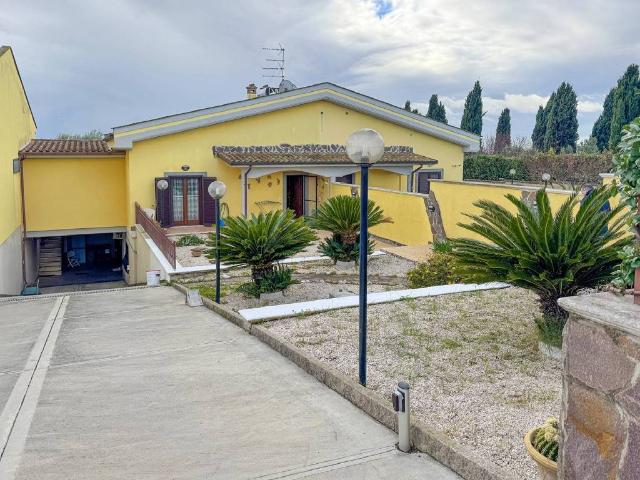 Villa Indipendente in vendita a Roma Capitale, Lazio