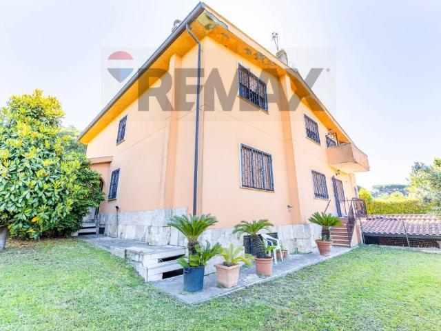 Villa Indipendente in vendita a Roma Capitale, Lazio