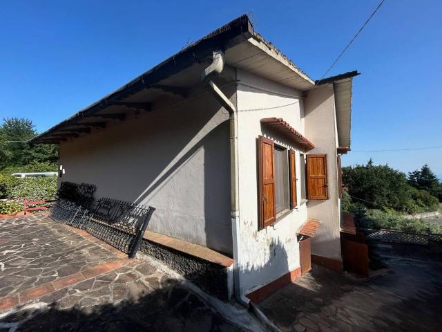 Villa Indipendente in vendita a Marliana, Toscana