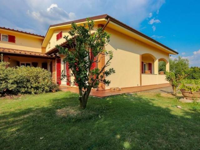 Villa Indipendente in vendita a Canfittori, Marliana
