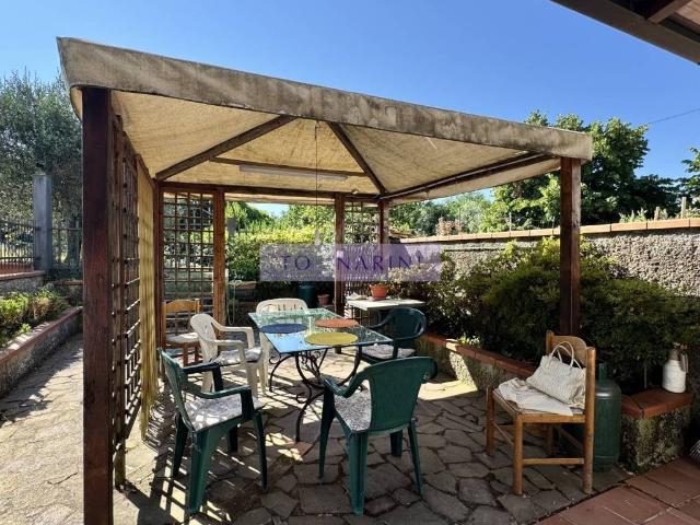 Villa Indipendente in vendita a Campore, Marliana