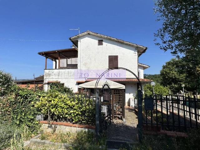 Villa Indipendente in vendita a Campore, Marliana