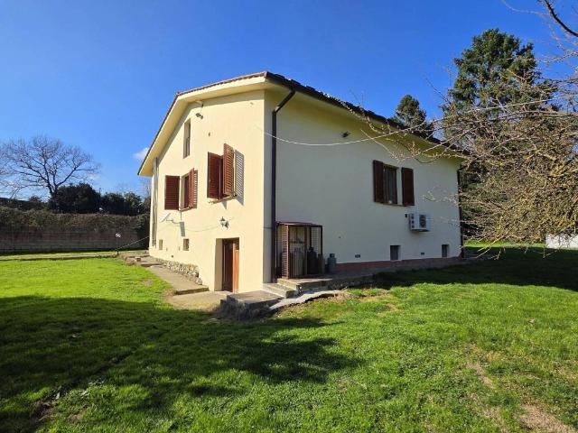 Villa Indipendente in vendita a Alteto, Marliana