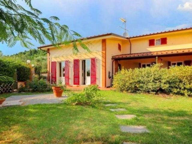 Villa Indipendente in vendita a Canfittori, Marliana