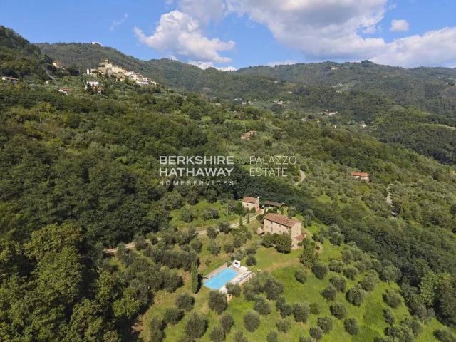 Villa Indipendente in vendita a Marliana, Toscana
