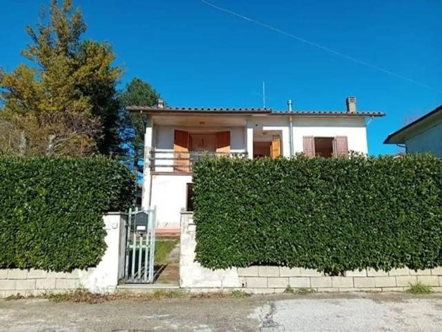 Villa Indipendente in vendita a Femminamorta, Marliana