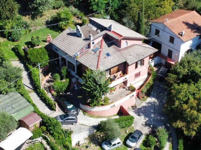 Villa Indipendente in vendita a Fagno, Marliana