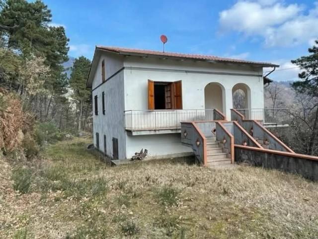 Villa Indipendente in vendita a Alteto, Marliana