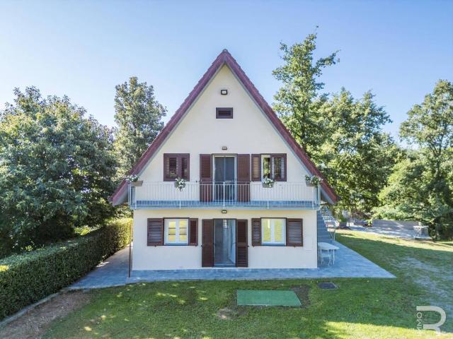 Villa Indipendente in vendita a Massa e Cozzile, Marliana