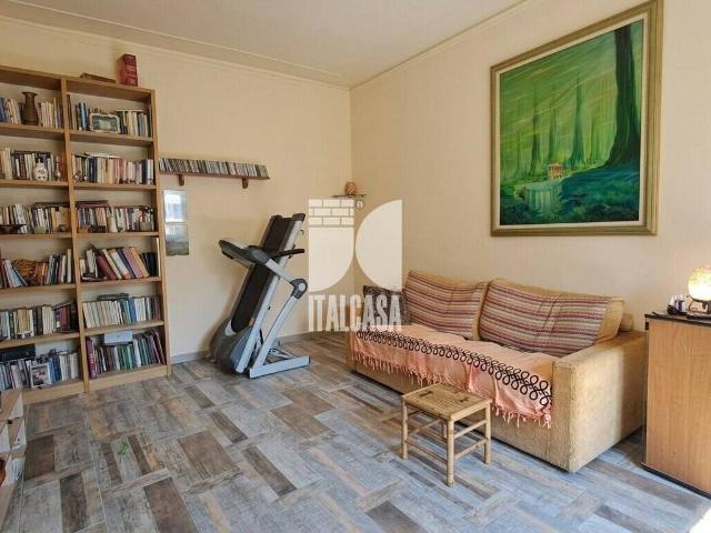 Villa Indipendente in vendita a Marmirolo, Lombardia