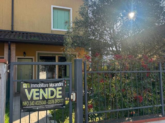 Villa Schiera in vendita a Marmirolo, Lombardia