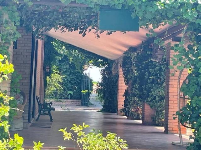 Villa Indipendente in vendita a Marmirolo, Mantova