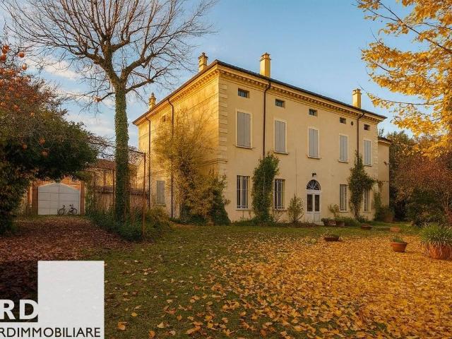 Villa Indipendente in vendita a Marmirolo, Lombardia