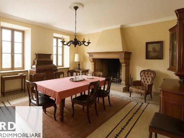 Villa Indipendente in vendita a Marmirolo, Lombardia