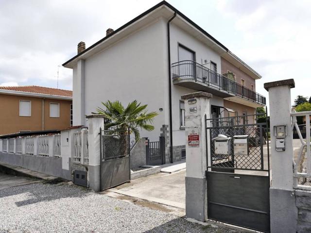 Villa Indipendente in vendita a Nizzolina, Marnate