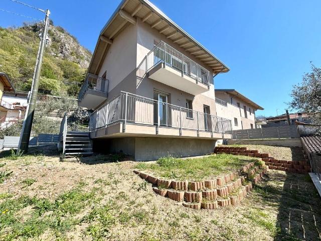 Villa Indipendente in vendita a Comunità montana del Sebino bresciano, Marone
