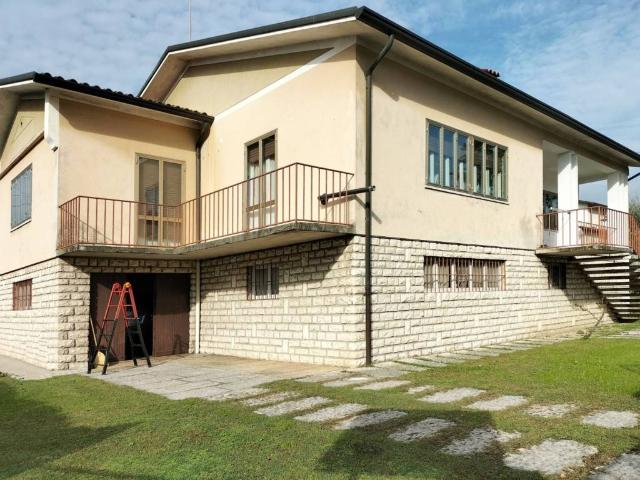 Villa Indipendente in vendita a Marostica, Veneto