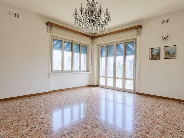 Villa Indipendente in vendita a Marostica, Veneto