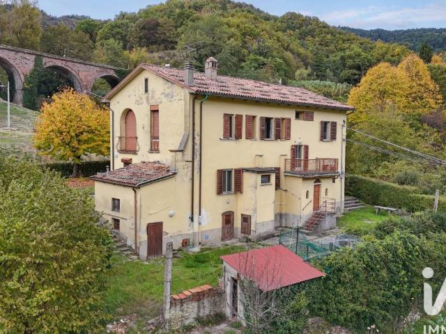 Villa Indipendente in vendita a Marradi, Toscana