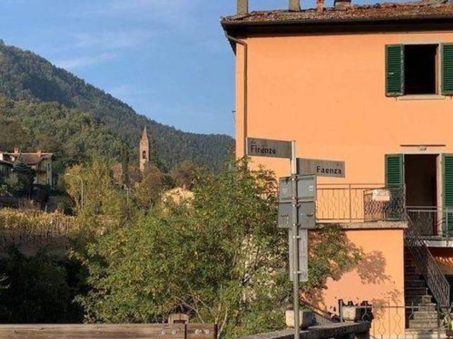 Villa Indipendente in vendita a Marradi, Toscana