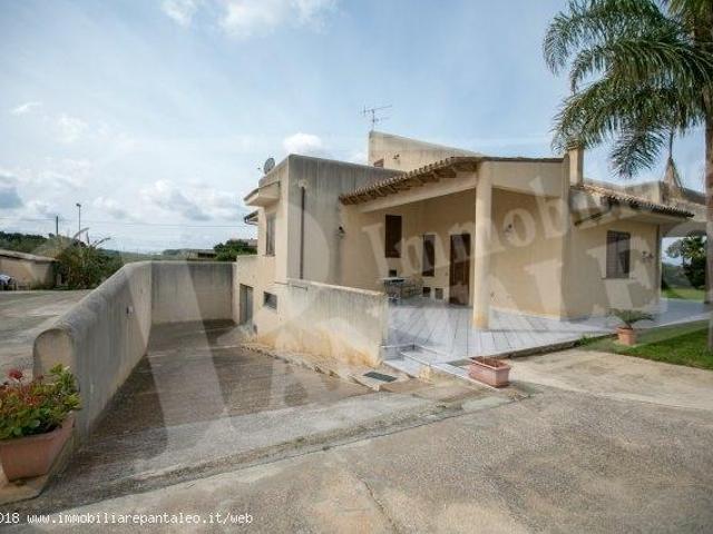 Villa Indipendente in vendita a Marsala, Sicilia