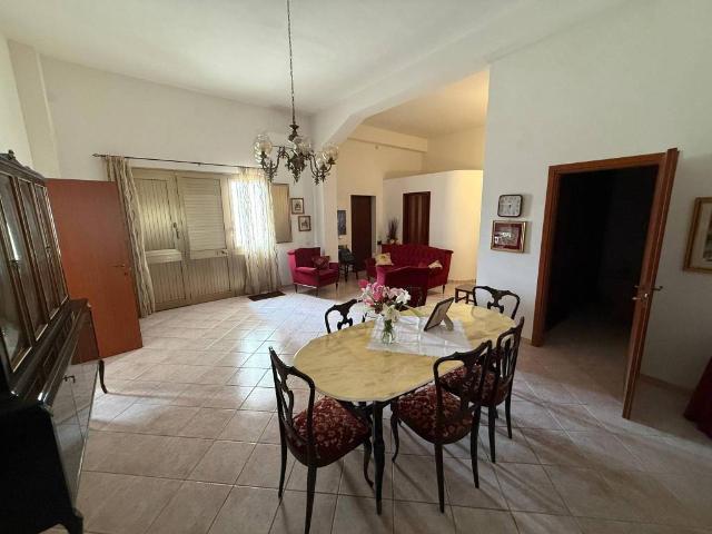 Villa Indipendente in vendita a Marsala, Sicilia