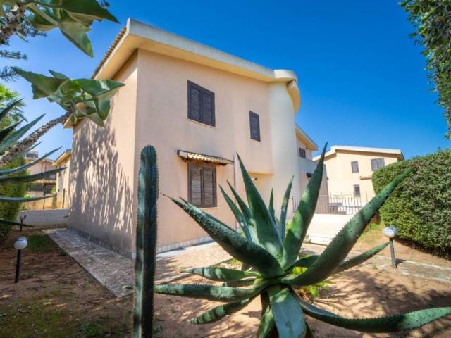 Villa Indipendente in vendita a Rione Sappusi, Marsala
