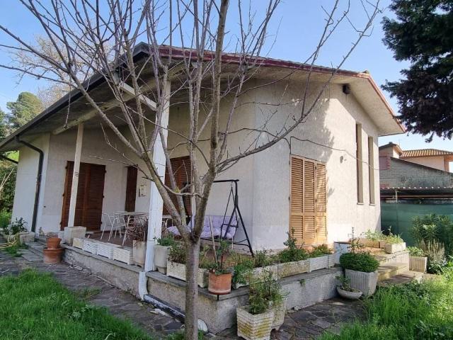 Villa Indipendente in vendita a San Valentino della Collina, Marsciano
