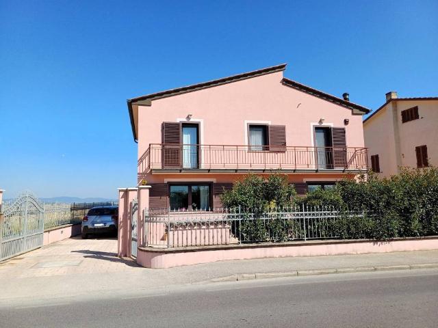 Villa Indipendente in vendita a Marsciano, Umbria