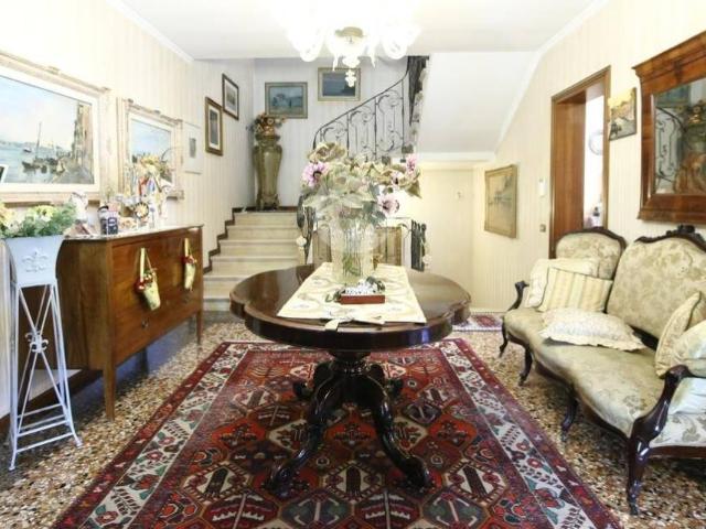 Villa Indipendente in vendita a Martellago, Veneto