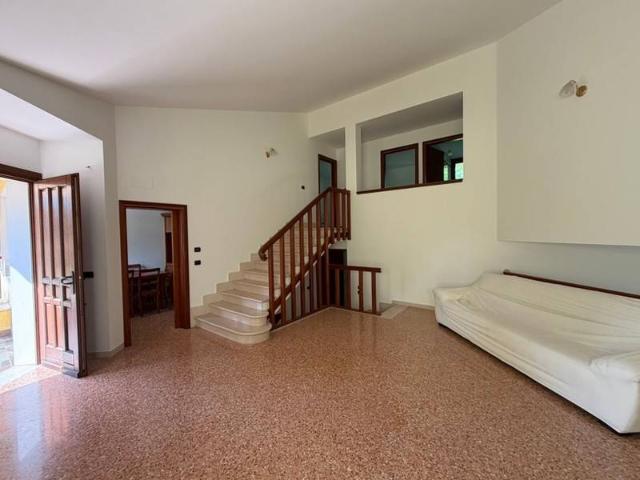 Villa Indipendente in vendita a Martellago, Veneto