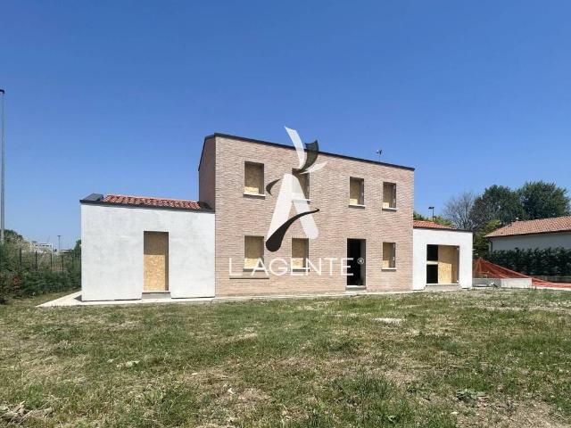 Villa Indipendente in vendita a Martellago, Veneto