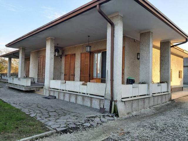 Villa Indipendente in vendita a Martignana Di Po, Lombardia