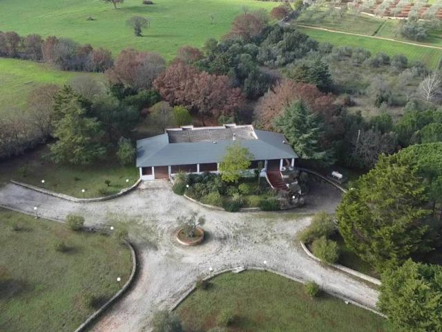 Villa Indipendente in vendita a Puglia, Taranto