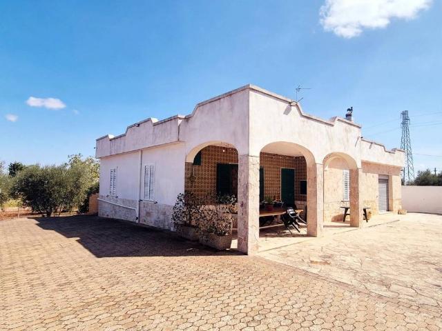 Villa Indipendente in vendita a Puglia, Taranto