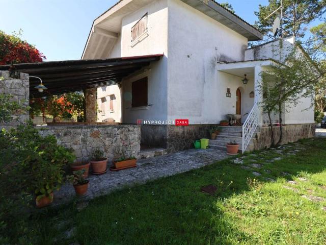Villa Indipendente in vendita a Puglia, Taranto