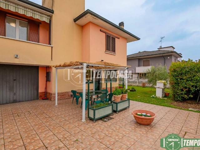 Villa Indipendente in vendita a Marudo, Lombardia