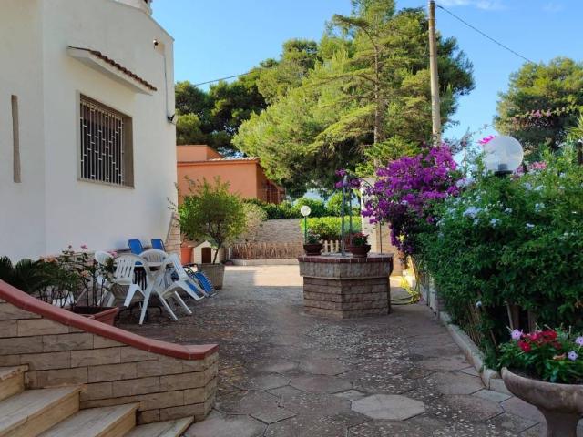 Villa Indipendente in vendita a Campomarino di Maruggio, Puglia