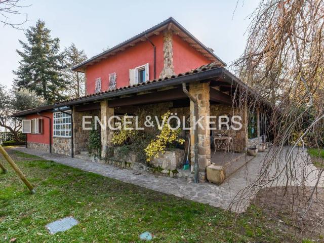 Villa Indipendente in vendita a Unione dell'Appennino Bolognese, Marzabotto