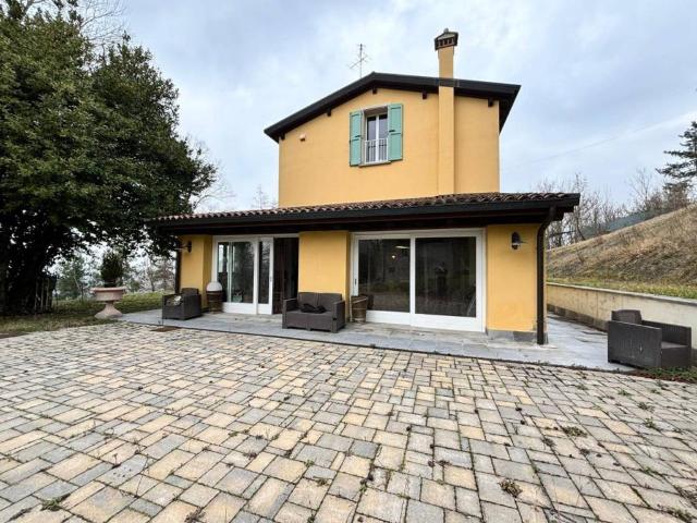 Villa Indipendente in vendita a Unione dell'Appennino Bolognese, Marzabotto