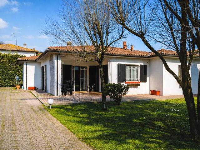 Villa Indipendente in vendita a Unione dell'Appennino Bolognese, Marzabotto