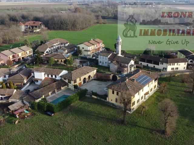 Villa Indipendente in vendita a Marzano, Lombardia