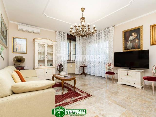 Villa Indipendente in vendita a Masate, Milano