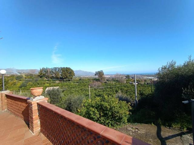 Villa Indipendente in vendita a Santa Venera, Mascali