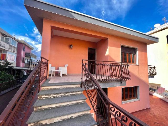 Villa Indipendente in vendita a Fondachello, Mascali