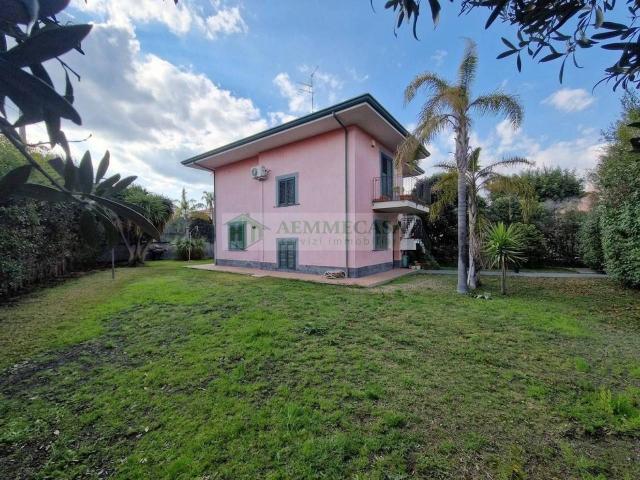 Villa Indipendente in vendita a Massannunziata, Mascalucia