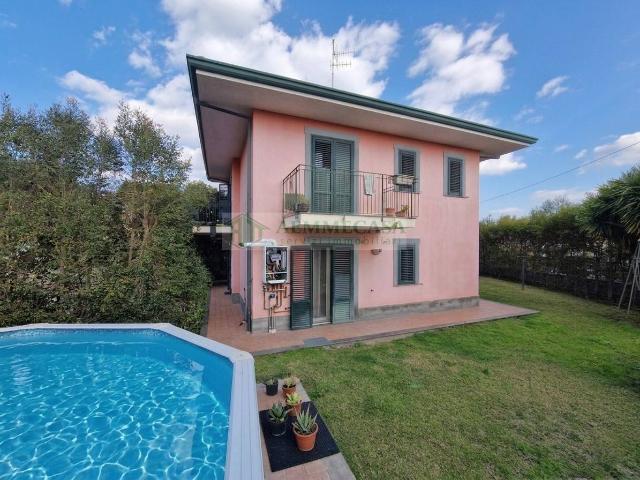 Villa Indipendente in vendita a Massannunziata, Mascalucia