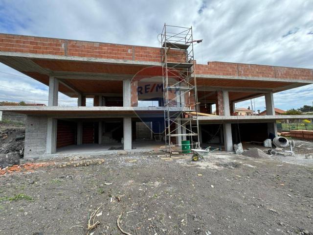 Villa Indipendente in vendita a Massannunziata, Mascalucia