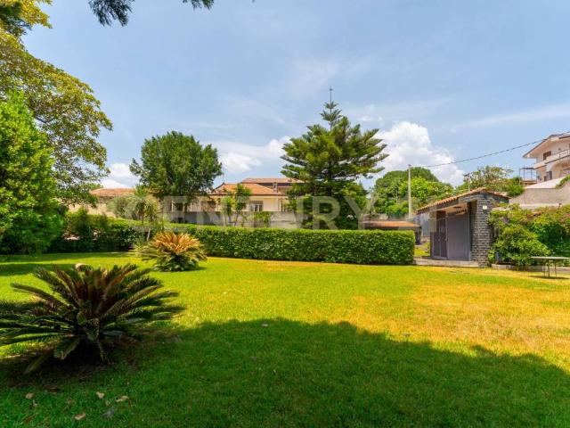 Villa Indipendente in vendita a Massannunziata, Mascalucia